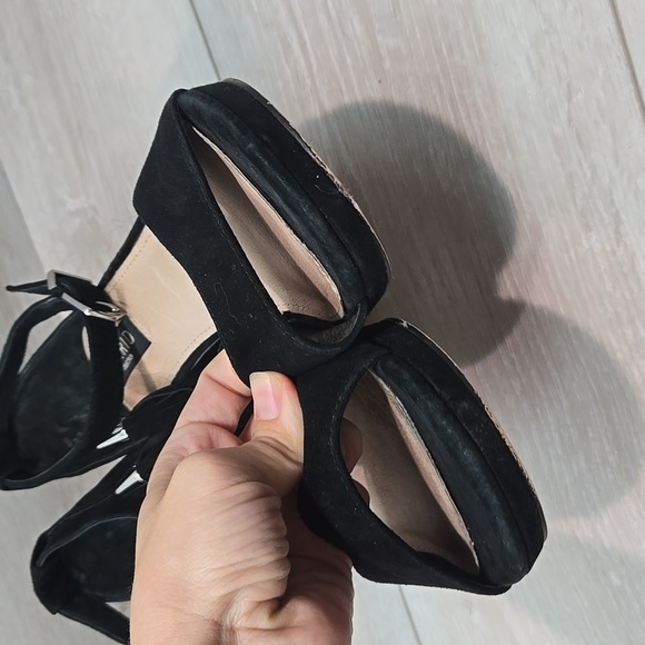 Torrid Black Women's Suede Ankle Strap Open Toe Heels Shoes Sz 8.5W - Picture 5 of 11